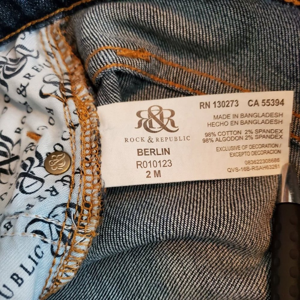 Rock and Republic Distressed Skinny Jeans! Size 2 - Picture 9 of 10